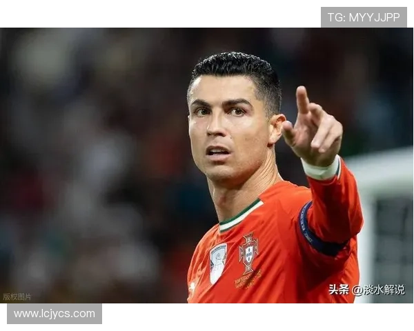 足球明星们的搞笑发型大变身谁的造型最让人捧腹大笑 足球明星们的搞笑发型大变身谁的造型最让人捧腹大笑